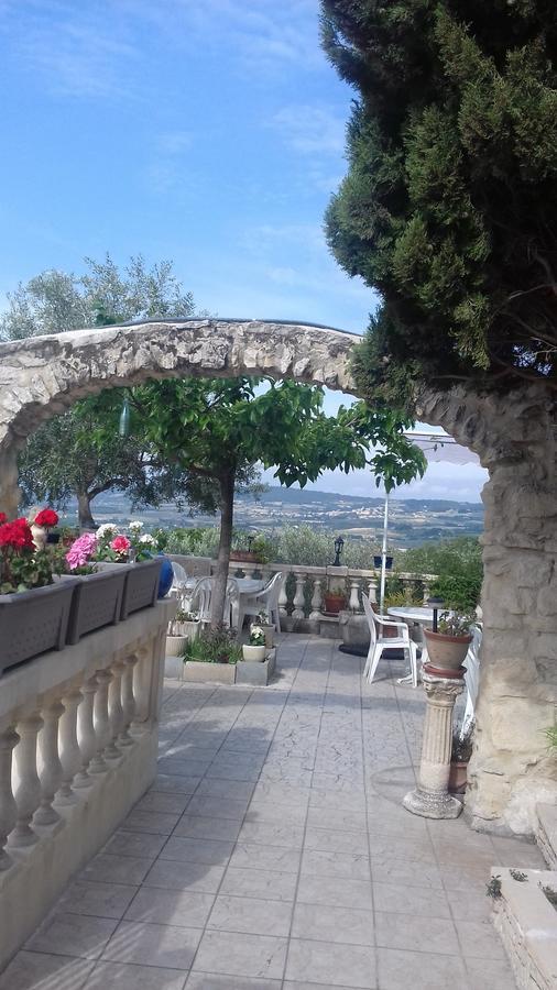 Le Saint Victor Hotel Mirabel-aux-Baronnies Ngoại thất bức ảnh
